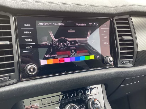 Škoda Kodiaq 2,0 TSI 4x4 DSG Sportline - foto 15