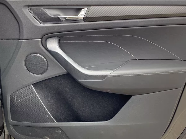 Škoda Kodiaq 2,0 TSI 4x4 DSG Sportline - foto 30