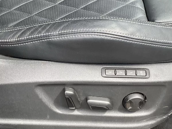 Škoda Kodiaq 2,0 TSI 4x4 DSG Sportline - foto 33