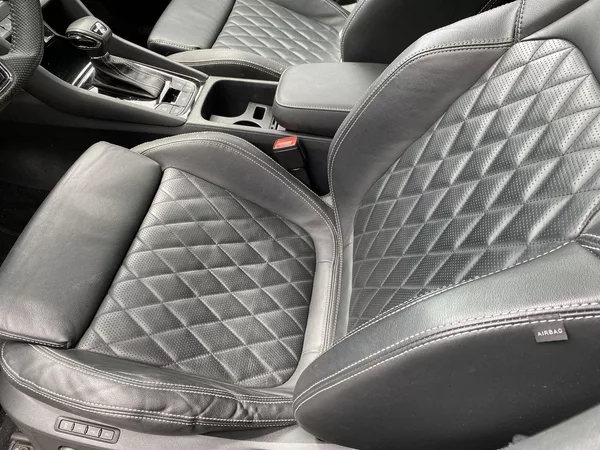 Škoda Kodiaq 2,0 TSI 4x4 DSG Sportline - foto 37