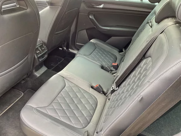 Škoda Kodiaq 2,0 TSI 4x4 DSG Sportline - foto 38
