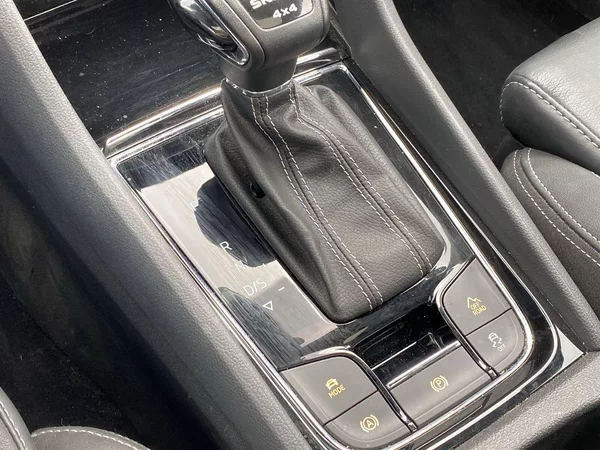 Škoda Kodiaq 2,0 TSI 4x4 DSG Sportline - foto 44