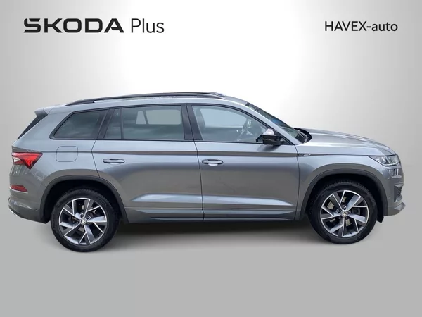 Škoda Kodiaq 2,0 TSI 4x4 DSG Sportline - foto 8