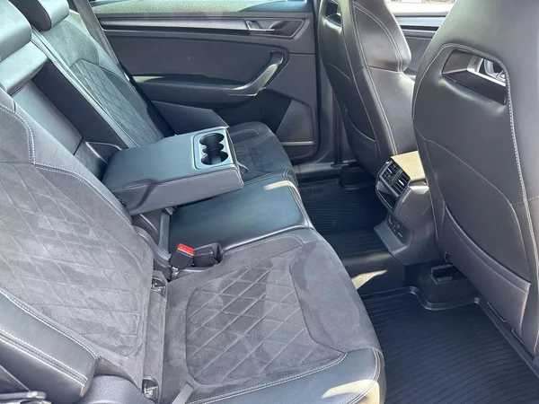 Škoda Kodiaq 2.0 TDI 4x4 DSG Sportline - foto 10