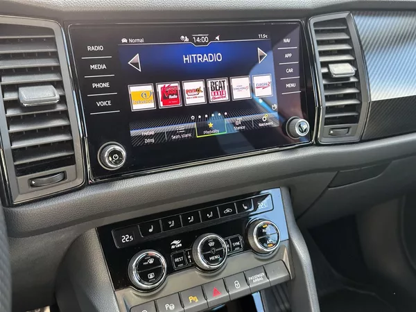 Škoda Kodiaq 2.0 TDI 4x4 DSG Sportline - foto 21