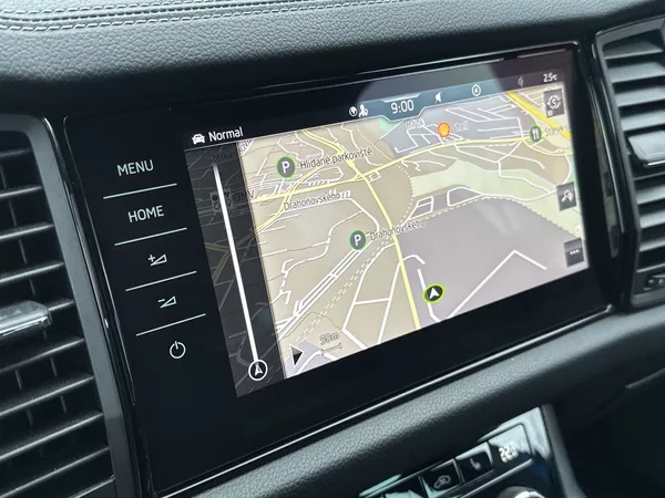 Škoda Kodiaq 2.0 TDI 4x4 DSG Sportline - foto 11