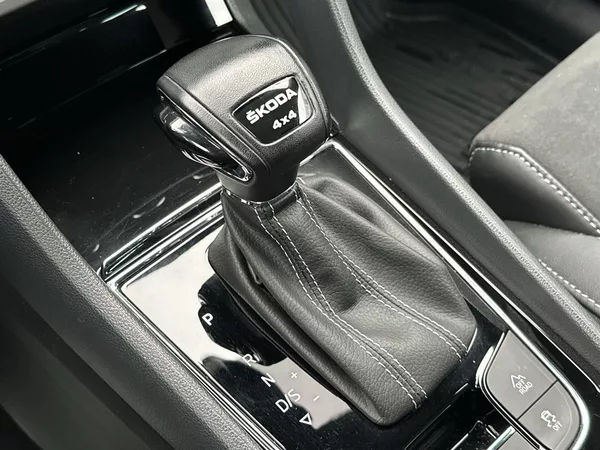 Škoda Kodiaq 2.0 TDI 4x4 DSG Sportline - foto 15