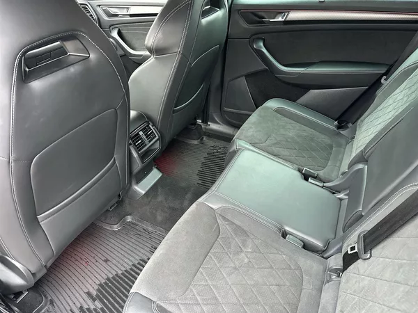 Škoda Kodiaq 2.0 TDI 4x4 DSG Sportline - foto 8