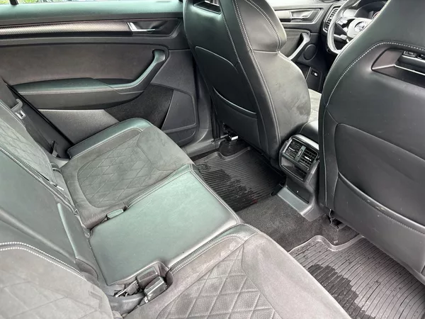Škoda Kodiaq 2.0 TDI 4x4 DSG Sportline+ - foto 10