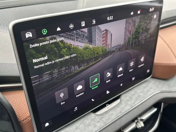 Škoda Kodiaq 2.0 TDI 4x4 DSG Exclusive Sele - foto 14