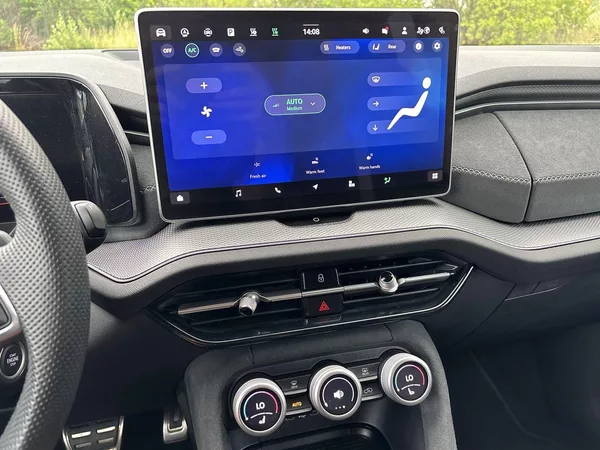 Škoda Kodiaq 2.0 TDI 4x4 DSG Sportline - foto 14