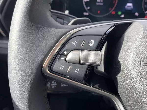 Škoda Kodiaq 2.0 TDI 4x4 DSG Excl. Selectio - foto 25