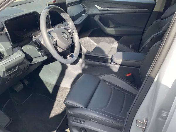 Škoda Kodiaq 2.0 TDI 4x4 DSG Excl. Selectio - foto 8