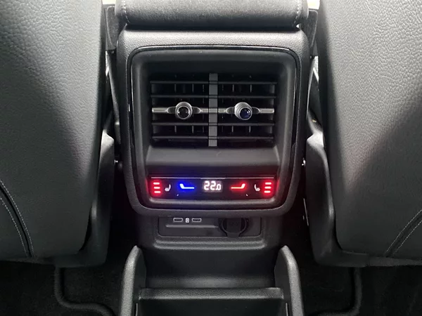 Škoda Kodiaq 2.0 TDI 4x4 DSG SportLine - foto 29