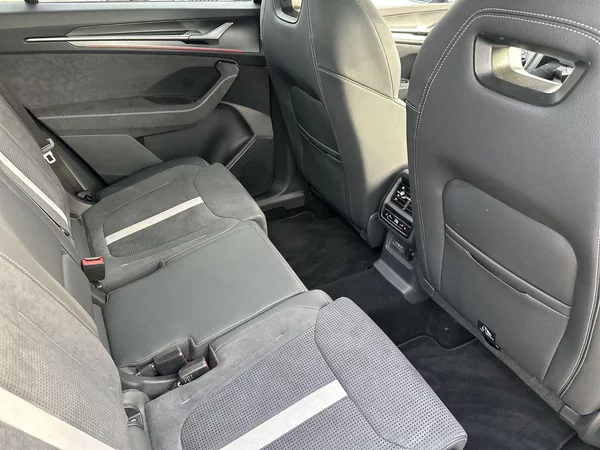 Škoda Kodiaq 2.0 TDI 4x4 DSG Sportline - foto 10