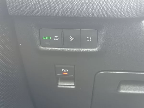 Škoda Kodiaq 2.0 TDI 4x4 DSG Sportline - foto 17
