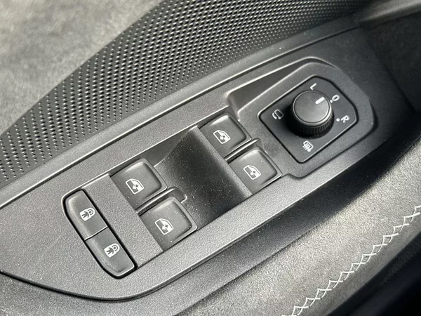 Škoda Kodiaq 2.0 TDI 4x4 DSG Sportline - foto 18