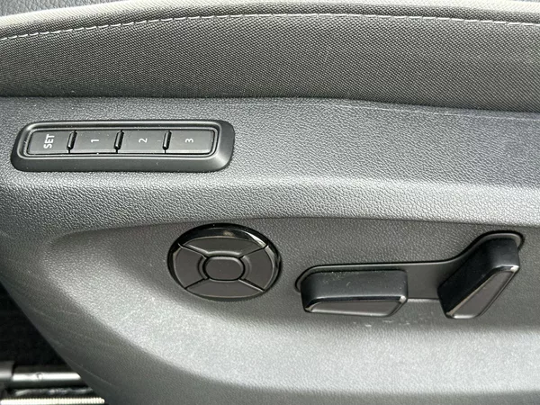 Škoda Kodiaq 2.0 TDI 4x4 DSG Sportline - foto 27