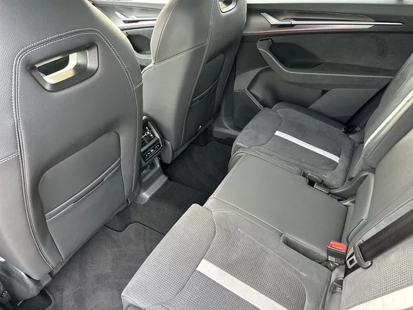 Škoda Kodiaq 2.0 TDI 4x4 DSG Sportline - foto 8