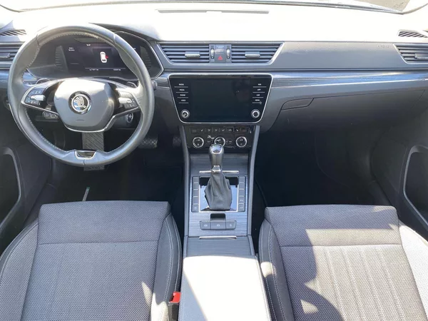 Škoda Superb Combi 2.0 TDI DSG Style - foto 5