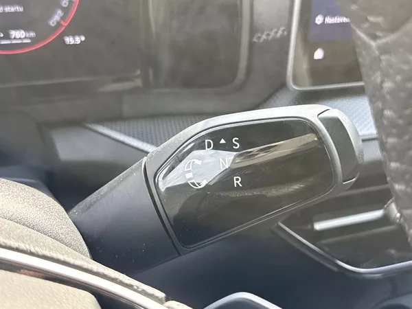 Škoda Kodiaq 2.0 TDI 4x4 DSG Sportline - foto 15
