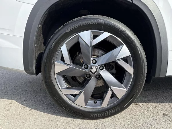 Škoda Kodiaq 2.0 TDI 4x4 DSG Sportline - foto 30