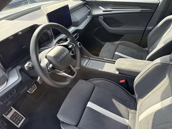 Škoda Kodiaq 2.0 TDI 4x4 DSG Sportline - foto 7