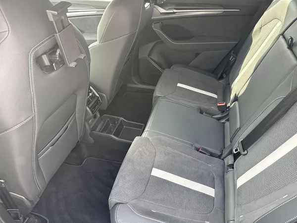 Škoda Kodiaq 2.0 TDI 4x4 DSG Sportline - foto 8