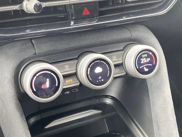 Škoda Kodiaq 2.0 TDI 4x4 DSG Sportline - foto 14