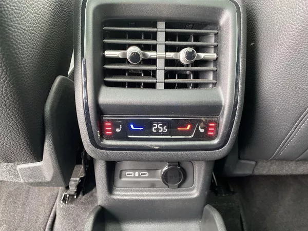 Škoda Kodiaq 2.0 TDI 4x4 DSG Sportline - foto 22