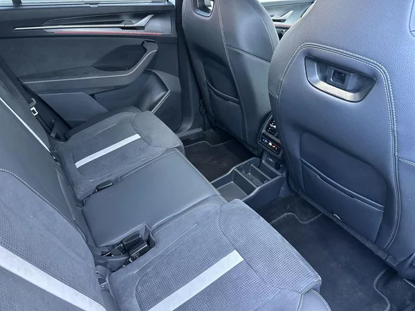Škoda Kodiaq 2.0 TDI 4x4 DSG Sportline - foto 10