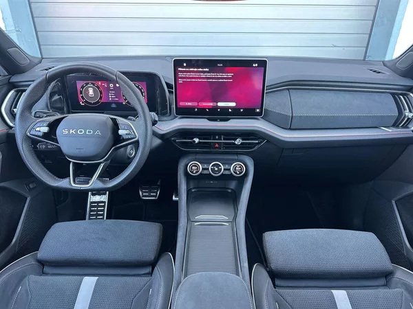 Škoda Kodiaq 2.0 TDI 4x4 DSG Sportline - foto 5