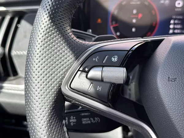 Škoda Kodiaq 2,0 TDI 142KW 4x4 DSG Sportlin - foto 20