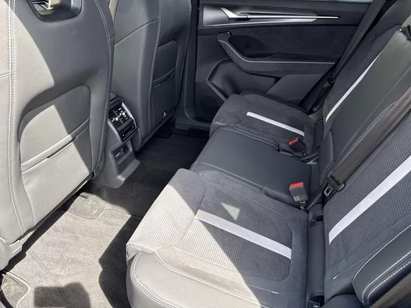 Škoda Kodiaq 2,0 TDI 142KW 4x4 DSG Sportlin - foto 8