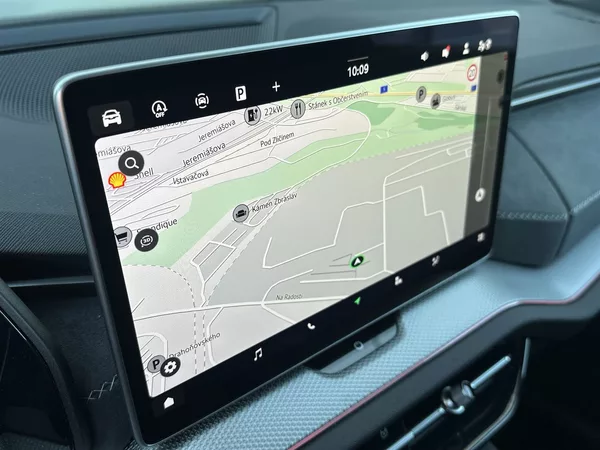 Škoda Kodiaq 2.0 TDI 4x4 DSG Sportline - foto 11