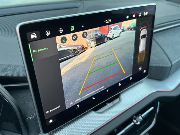 Škoda Kodiaq 2.0 TDI 4x4 DSG Sportline - foto 12