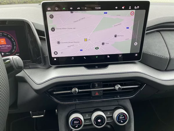 Škoda Kodiaq 2,0 TDI 142 kW 4x4 DSG Sportli - foto 11