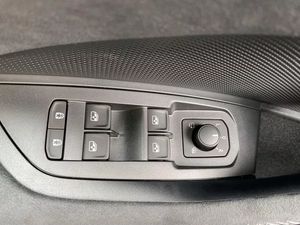 Škoda Kodiaq 2,0 TDI 142 kW 4x4 DSG Sportli - foto 15