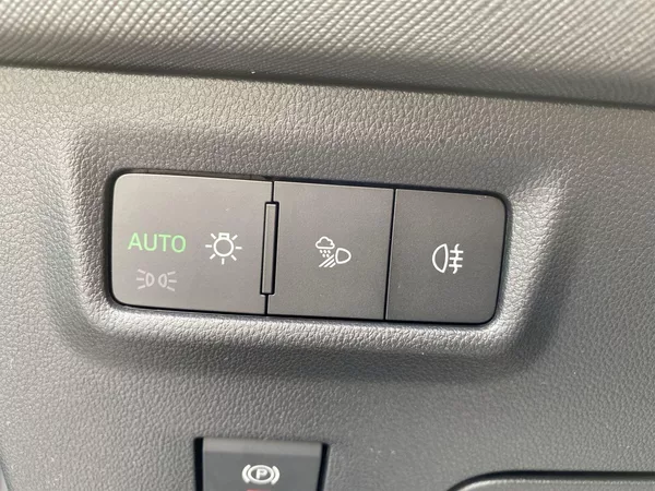 Škoda Kodiaq 2,0 TDI 142 kW 4x4 DSG Sportli - foto 16