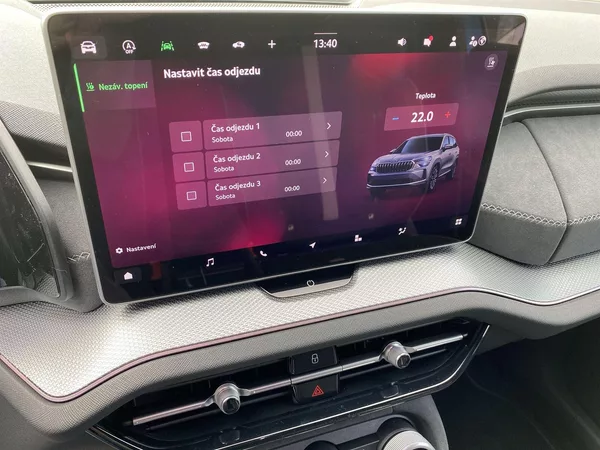 Škoda Kodiaq 2,0 TDI 142 kW 4x4 DSG Sportli - foto 24