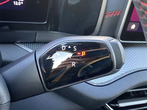 Škoda Kodiaq 2,0 TSI 4x4 DSG RS - foto 12