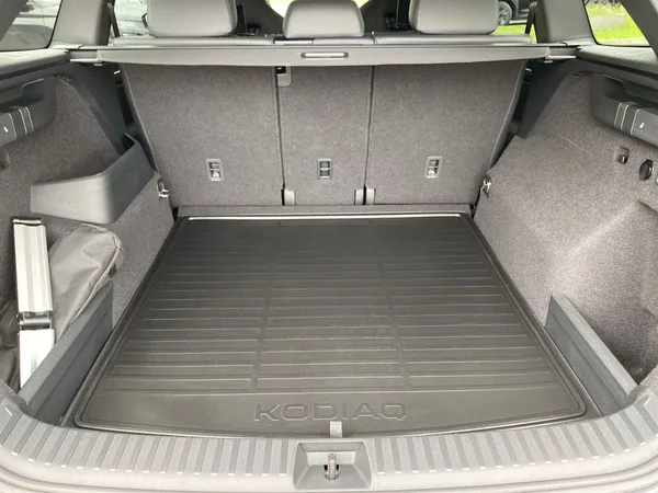 Škoda Kodiaq 2,0 TSI 4x4 DSG RS - foto 27