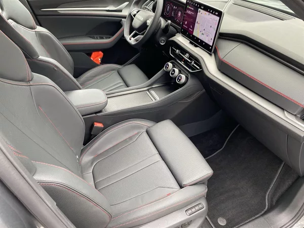 Škoda Kodiaq 2,0 TSI 4x4 DSG RS - foto 7