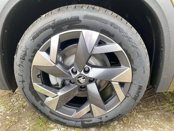 Škoda Kodiaq 2,0 TDI 142 kW 4x4 DSG Sportli - foto 20