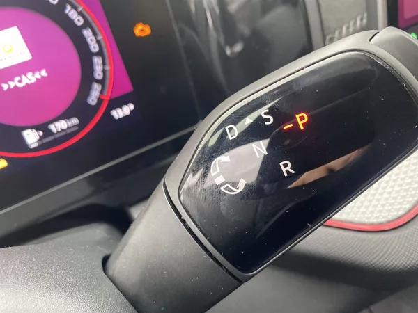 Škoda Kodiaq 2,0 TDI 142 kW 4x4 DSG Sportli - foto 27