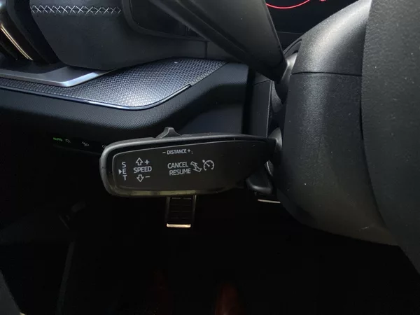 Škoda Kodiaq 2,0 TDI 142 kW 4x4 DSG Sportli - foto 15