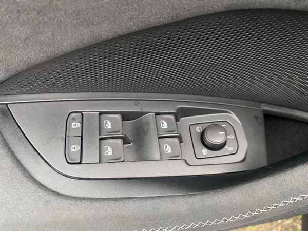 Škoda Kodiaq 2,0 TDI 142 kW 4x4 DSG Sportli - foto 15