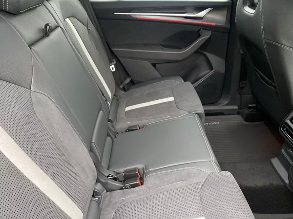 Škoda Kodiaq 2,0 TDI 142 kW 4x4 DSG Sportli - foto 9