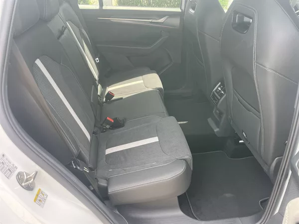 Škoda Kodiaq 2,0 TDI 142 KW 4x4 DSG Sportli - foto 13