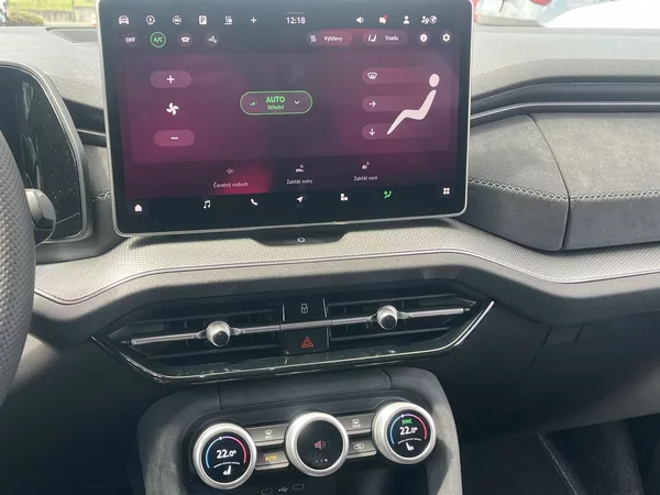 Škoda Kodiaq 2,0 TDI 142 KW 4x4 DSG Sportli - foto 17